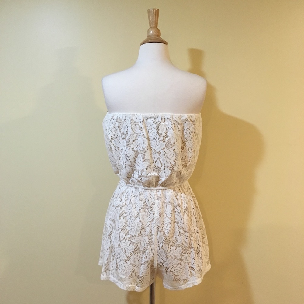 Boho Ivory Romantic Floral Crochet Lace Strapless Romper - Picture 5 of 5